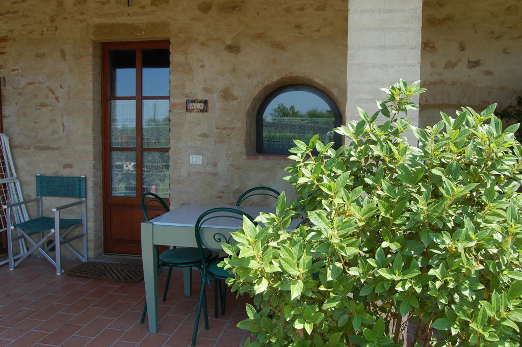 Vecchio Fienile Guest House Barberino Val d'Elsa ภายนอก รูปภาพ