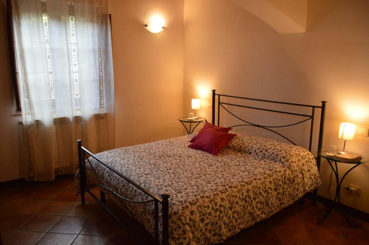 Vecchio Fienile Guest House Barberino Val d'Elsa ภายนอก รูปภาพ